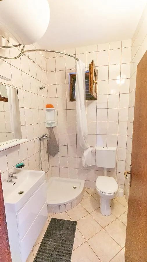 Ferienwohnung Lela 1 Bibinje